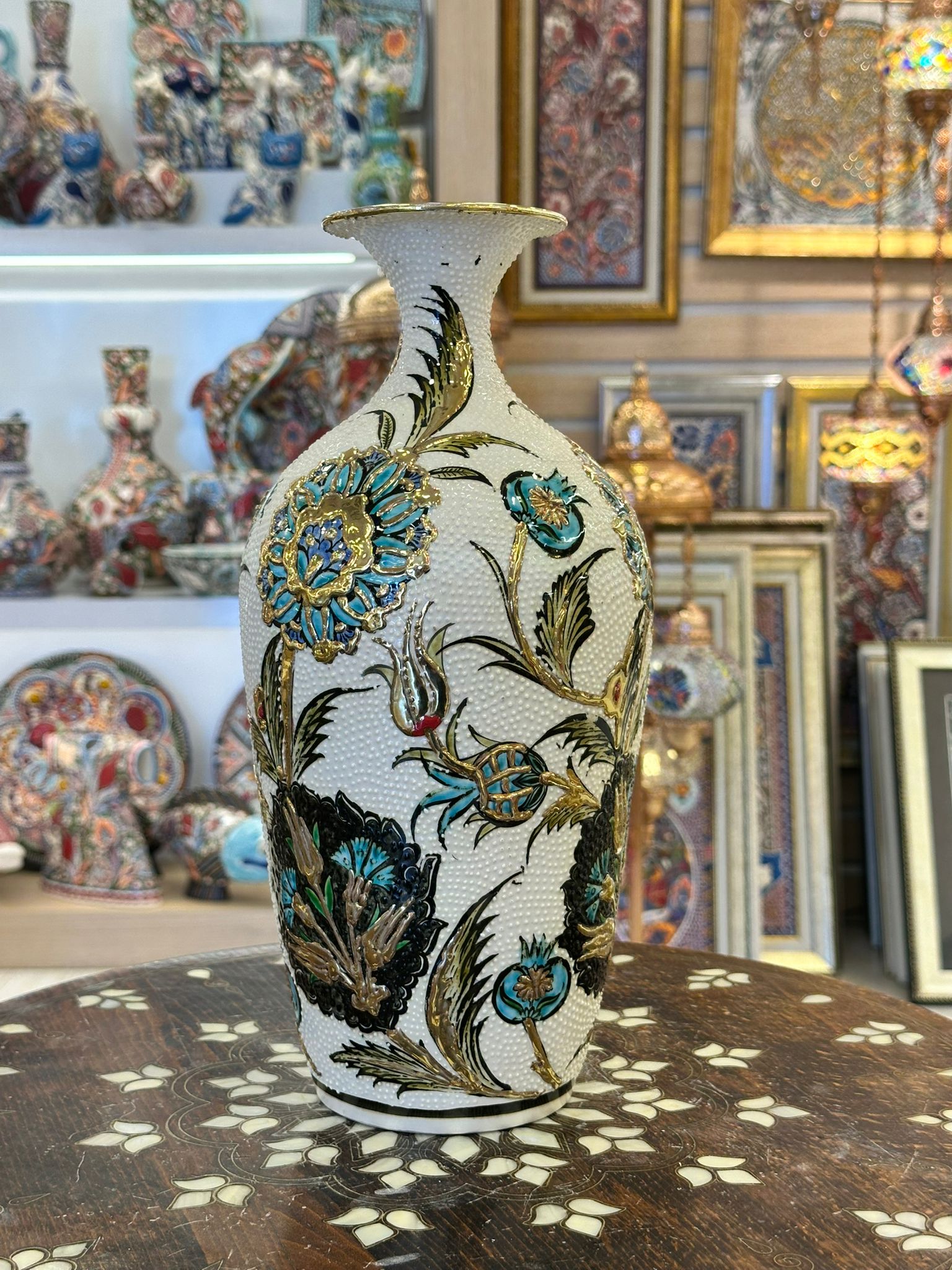 The Pearlescent Sultan
