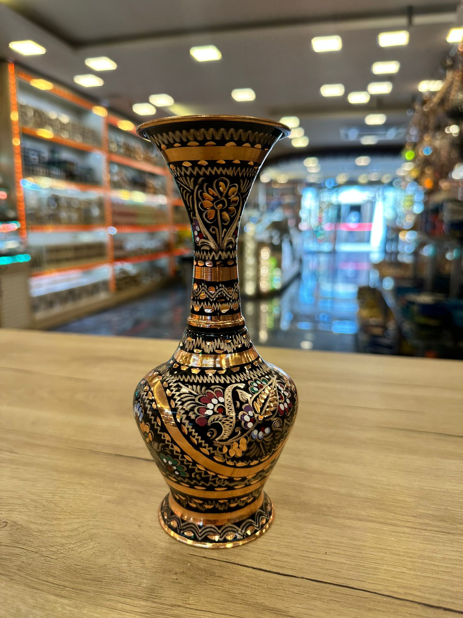 The "Phoenix Radiance" Hand-Engraved Classic Copper Vase